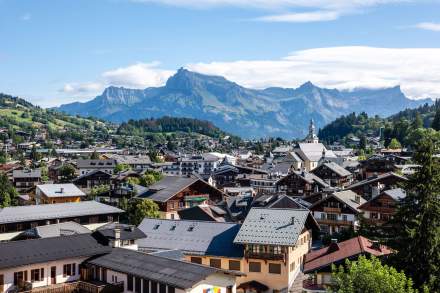 Au Coin du Feu, Hôtel Megève Centre, Devanture